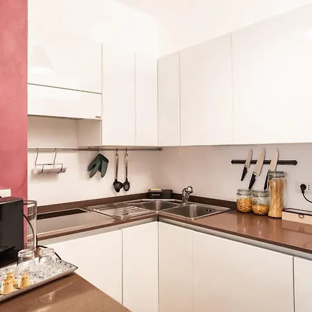 Giano Host - Indoratori * Генуя